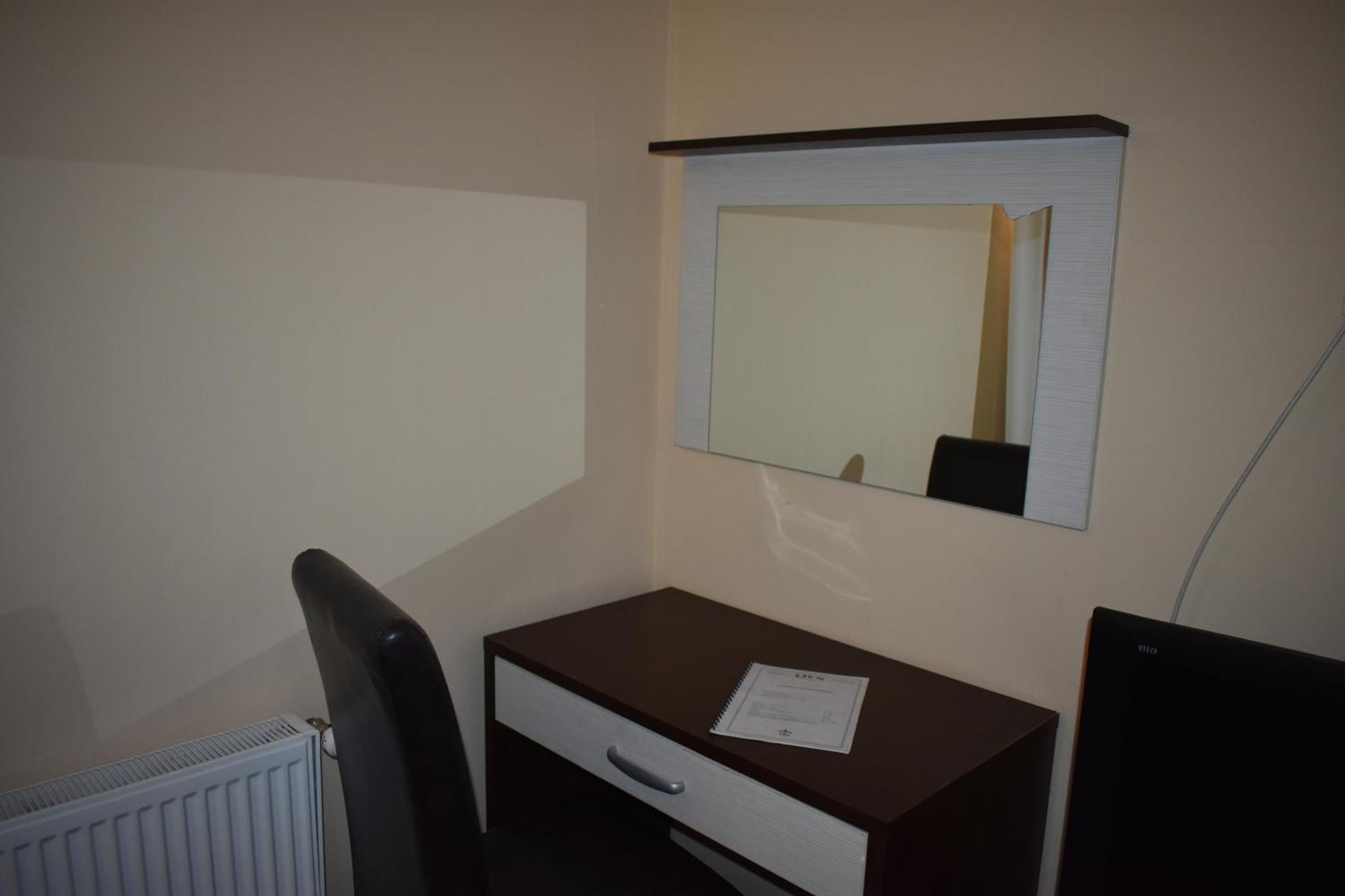 Garni Hotel Lion Jagodina Bagian luar foto